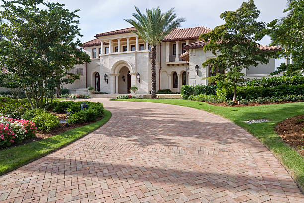 Best Driveway Pavers Installation  in Oak Park, IL